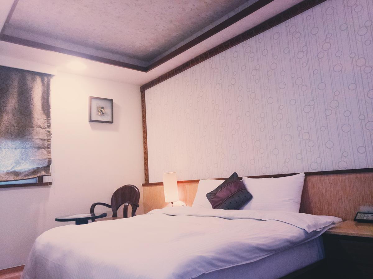 玉泉旅館 Jiaoxi Exteriör bild